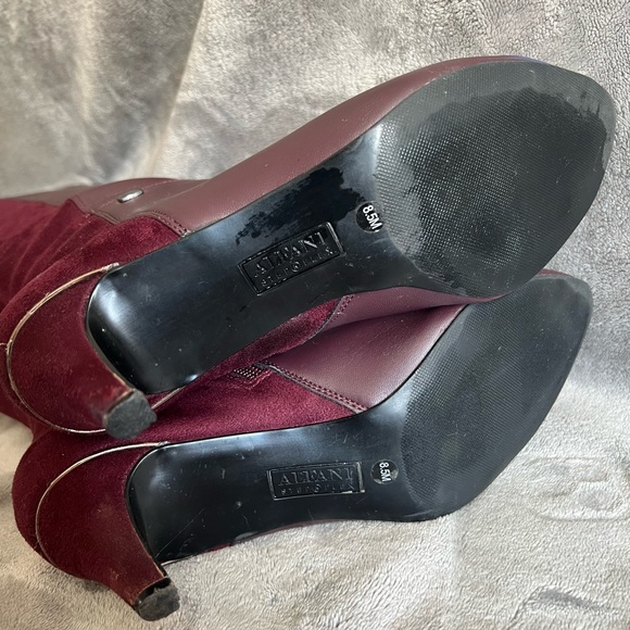 Alfani Women’s US 8.5 Hakuu Zipper Boot with pointed toe in Dark Berry - Picture 7 of 9